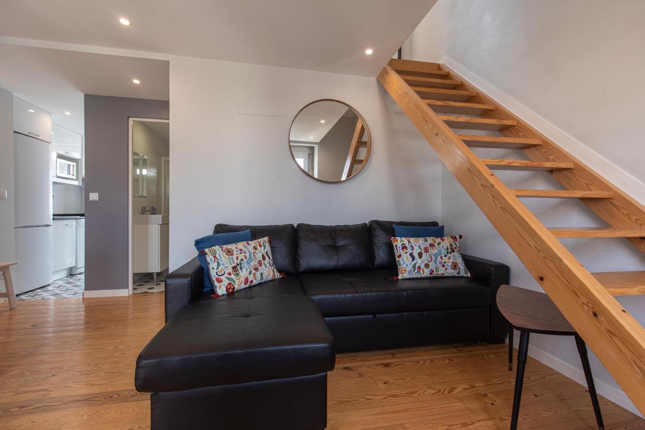 Graceful 2Bdr Duplex Apartment By Lovelystay リスボン エクステリア 写真