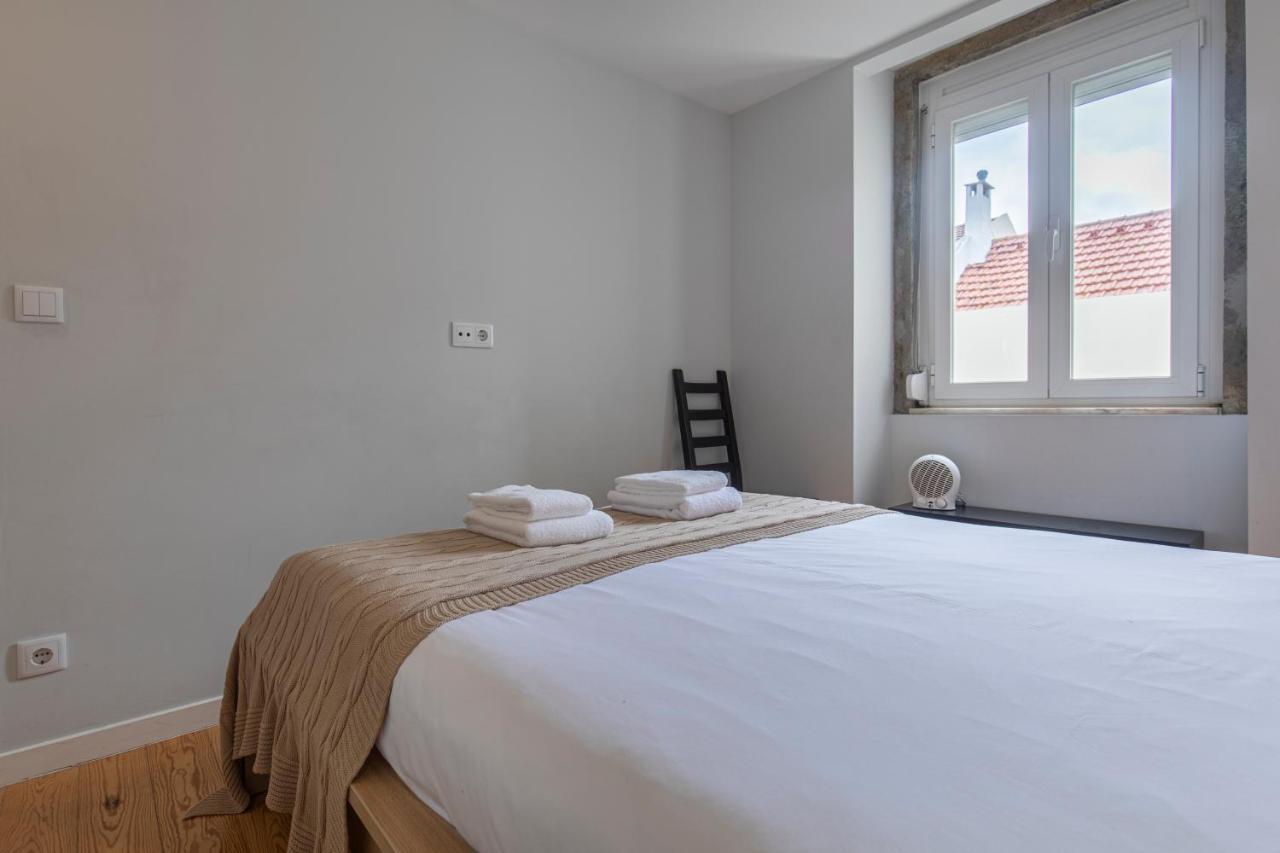 Graceful 2Bdr Duplex Apartment By Lovelystay リスボン エクステリア 写真